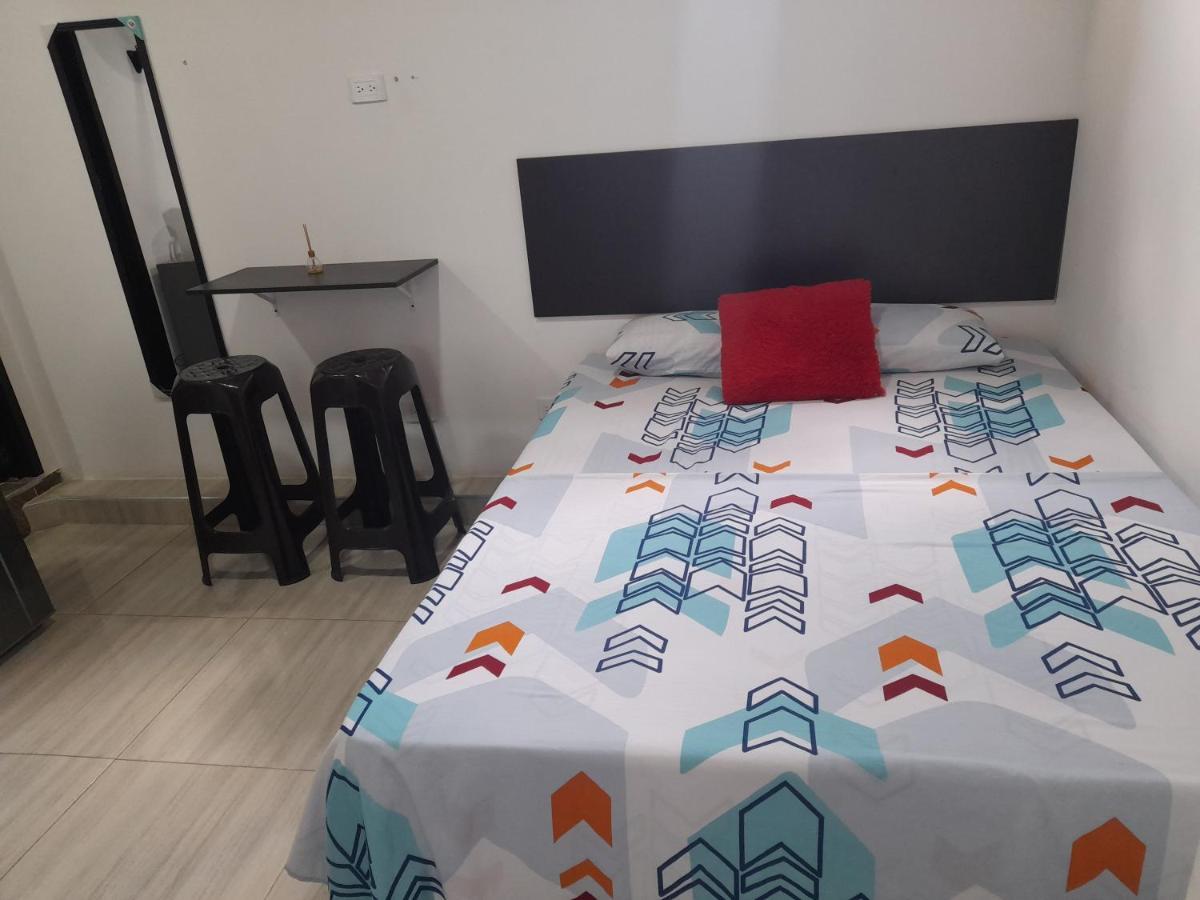 كالي Apartaestudios El Jardin الغرفة الصورة